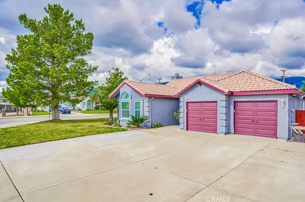 2712 Sheridan Rd, San Bernardino CA  92407-0253 exterior