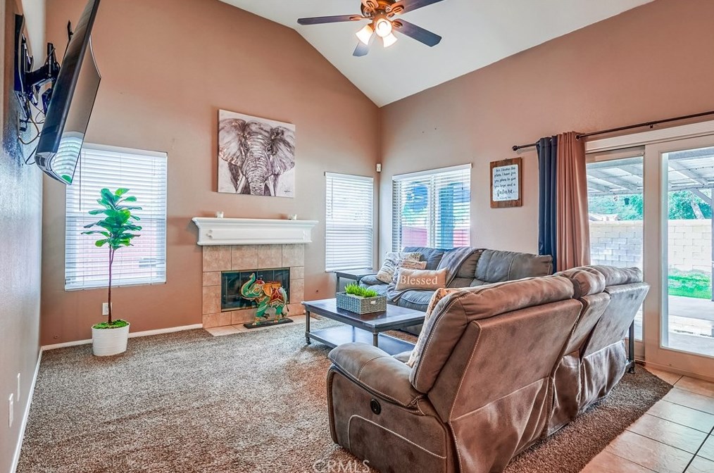 2712 Sheridan Rd, San Bernardino CA  92407-0253 exterior