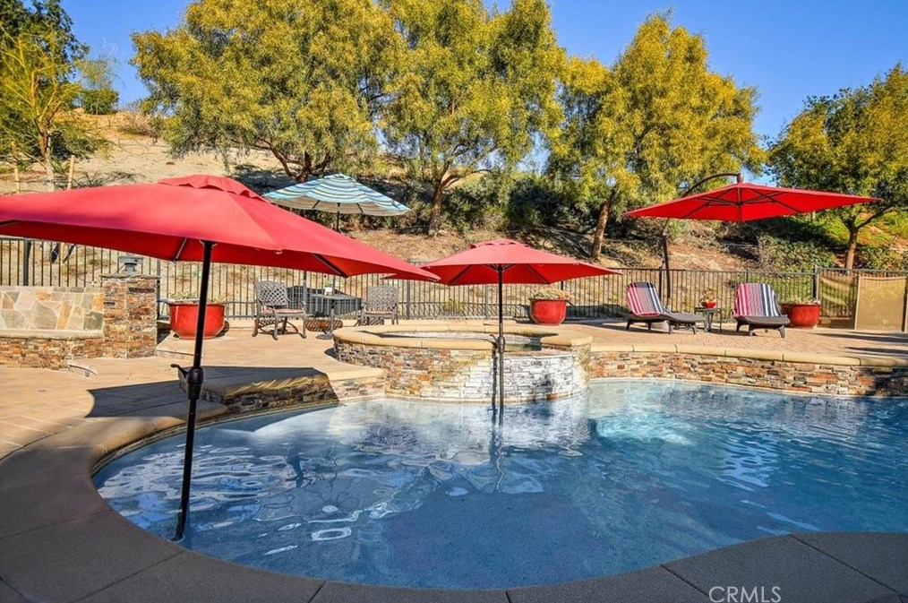 16352 Sierra Heights Dr, Riverside CA  92503-8457 exterior