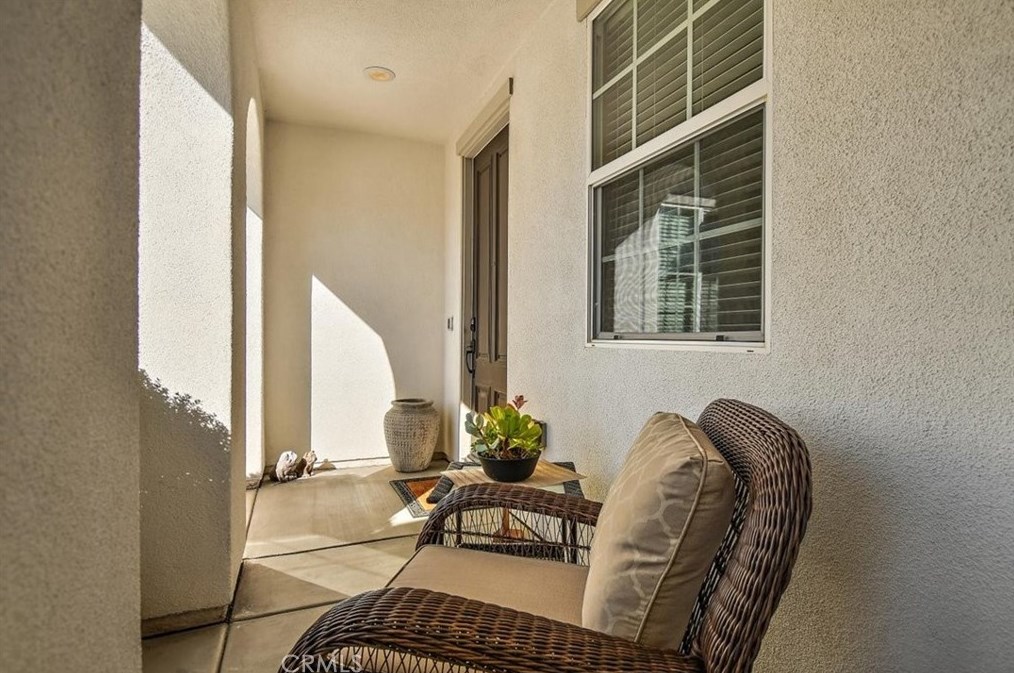 16352 Sierra Heights Dr, Riverside CA  92503-8457 exterior