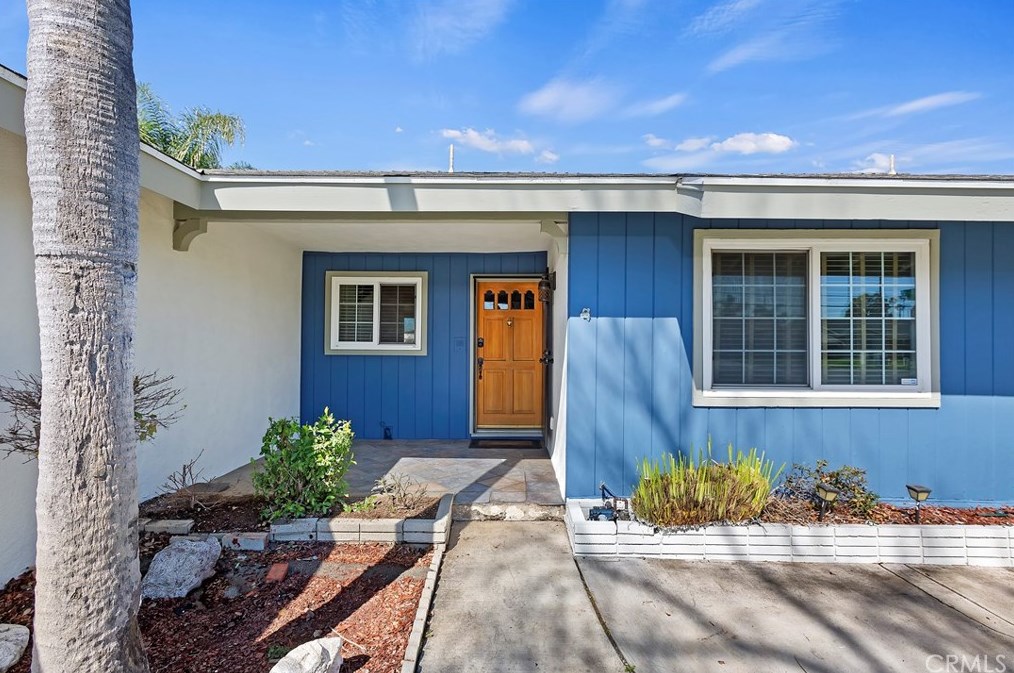8739 California Ave, Riverside CA  92503-3324 exterior