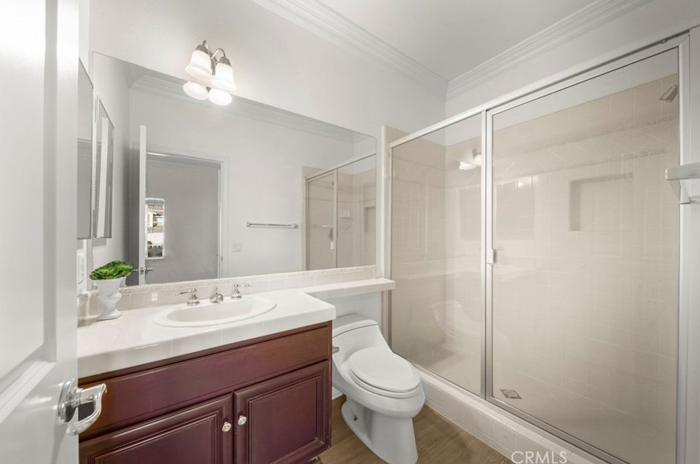 7449 Chateau Ridge Ln, Riverside CA  92506-7548 exterior