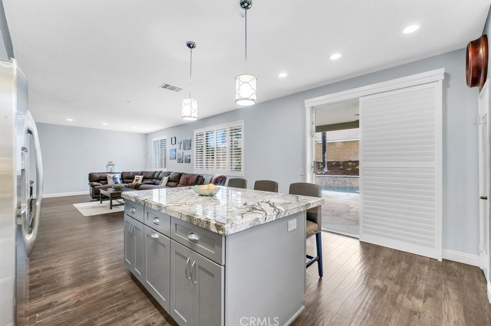 14550 Arizona St, Fontana CA  92336-0806 exterior