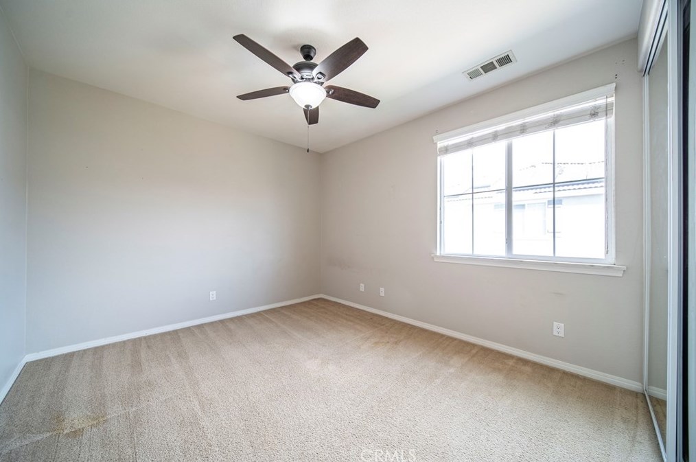 5055 Glenwood Ave, Fontana CA  92336-0765 exterior