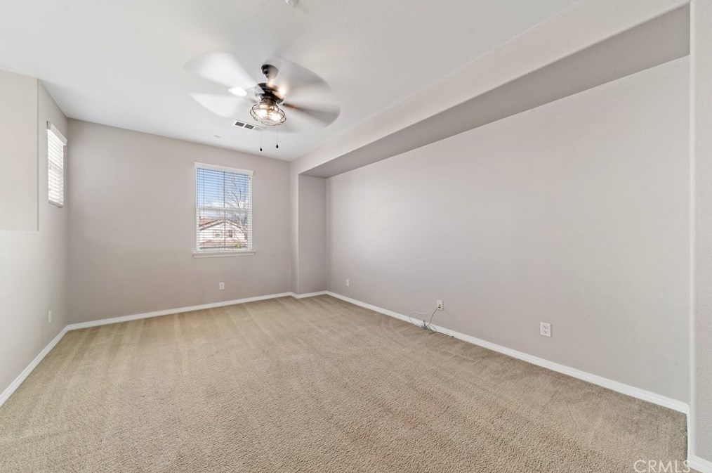 5055 Glenwood Ave, Fontana CA  92336-0765 exterior