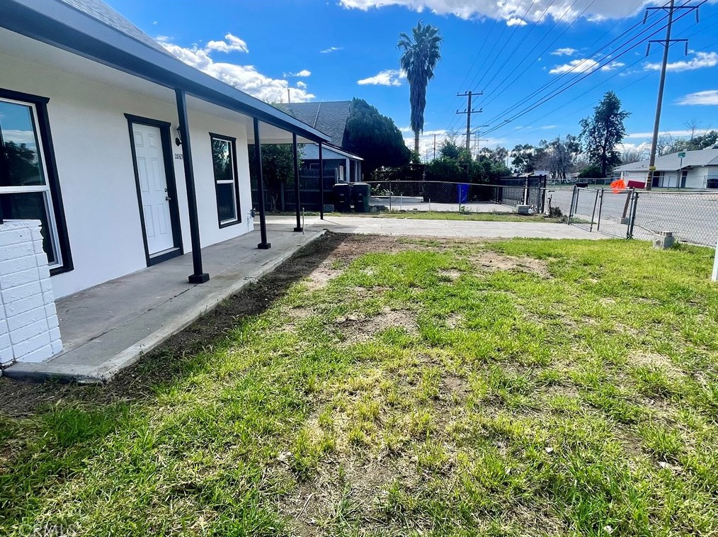 2863 California St, San Bernardino CA  92407-6614 exterior