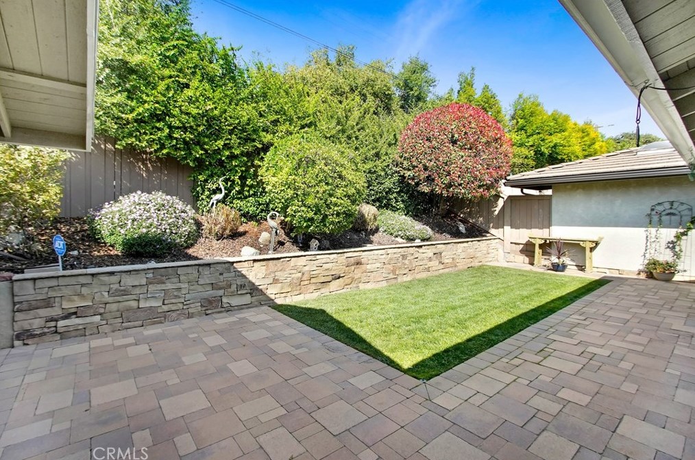 681 Windham Dr, Claremont CA  91711-3551 exterior