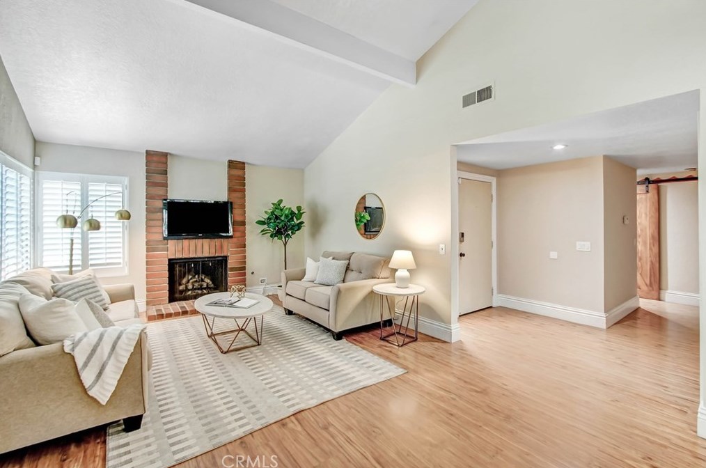 681 Windham Dr, Claremont CA  91711-3551 exterior