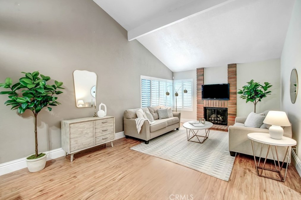 681 Windham Dr, Claremont CA  91711-3551 exterior