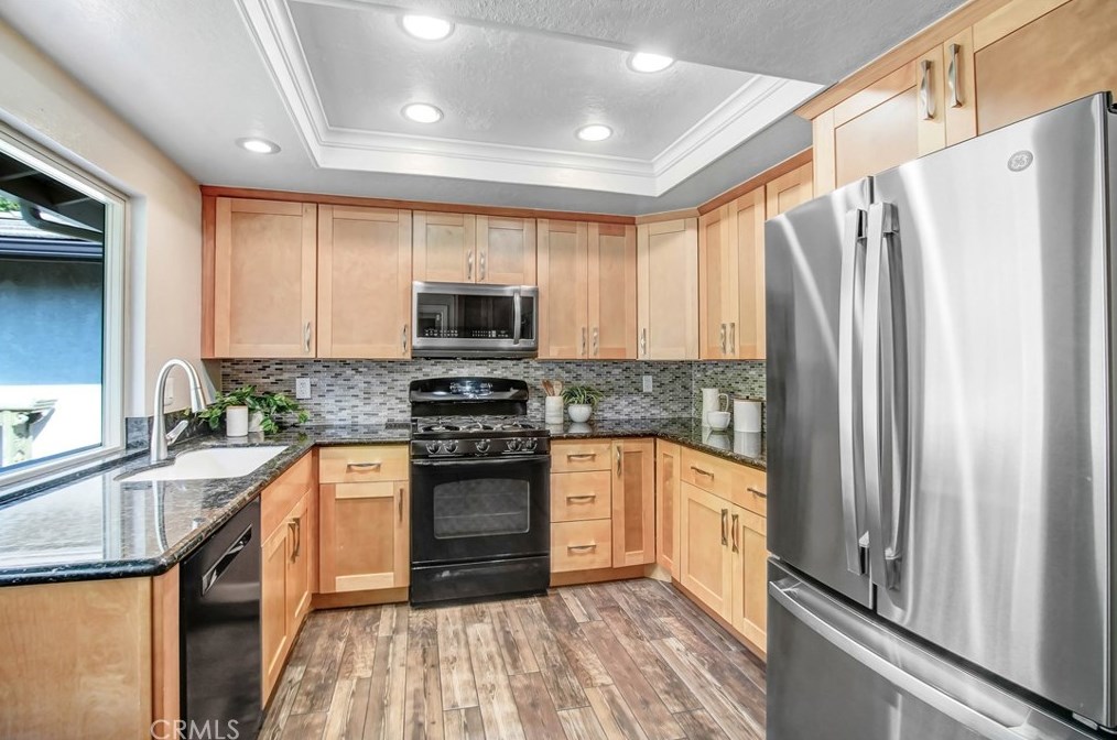 681 Windham Dr, Claremont CA  91711-3551 exterior