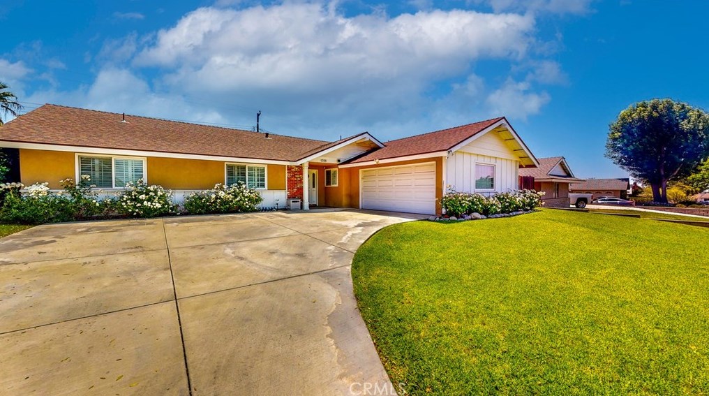 1358 Edgefield St, Upland CA  91786-3444 exterior