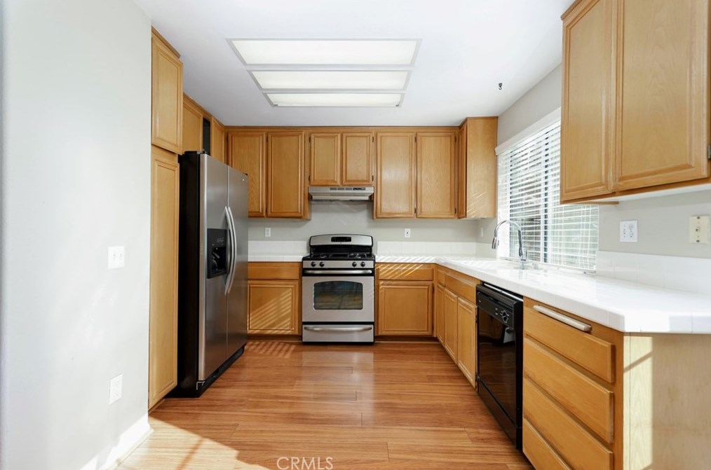 45508 Fairbanks Ave, Lancaster CA  93534-1392 exterior