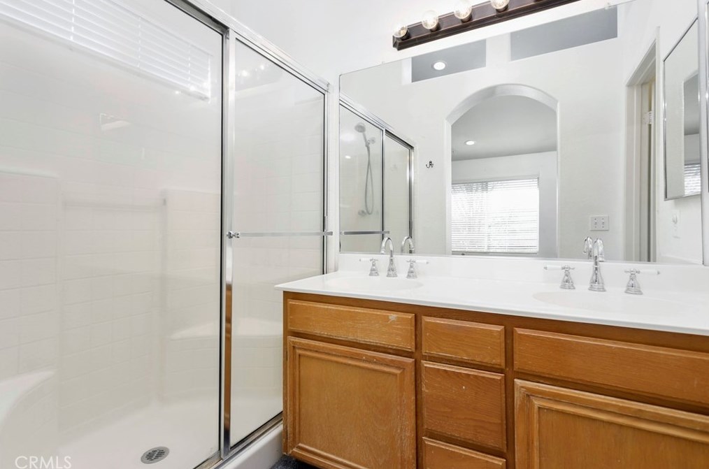 45508 Fairbanks Ave, Lancaster CA  93534-1392 exterior