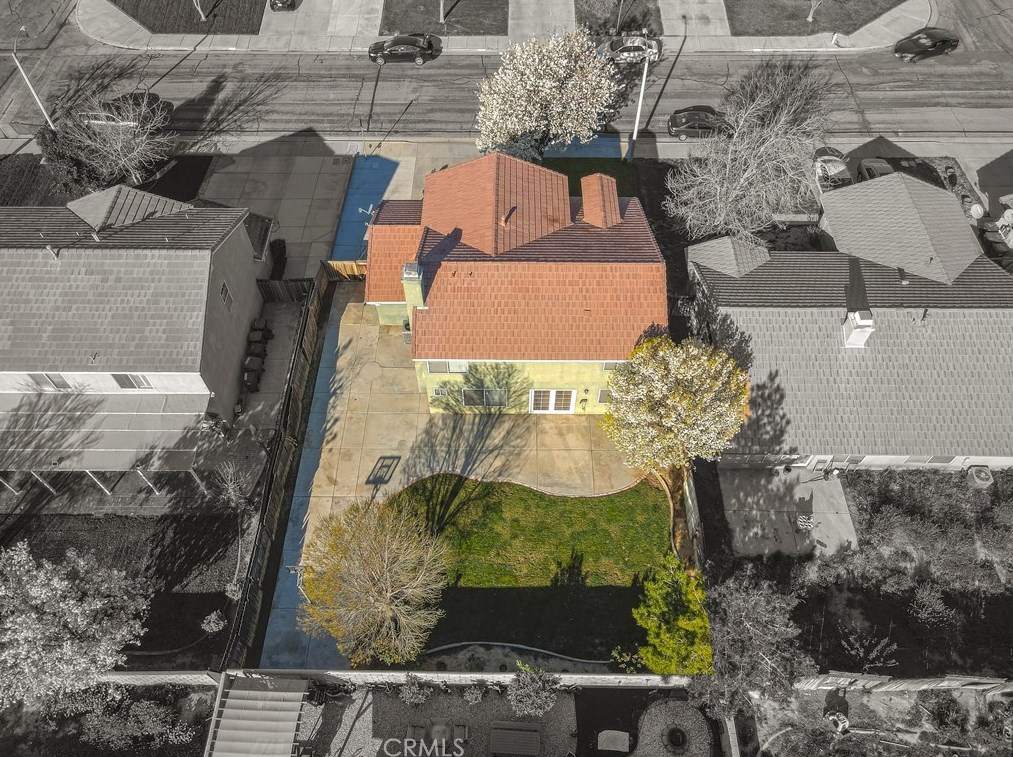 45508 Fairbanks Ave, Lancaster CA  93534-1392 exterior