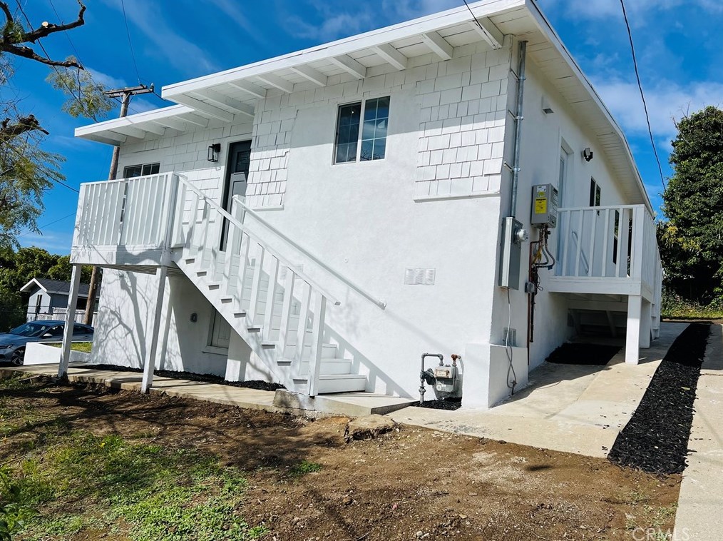 3941 Dwiggins St, Los Angeles CA  90063-1715 exterior
