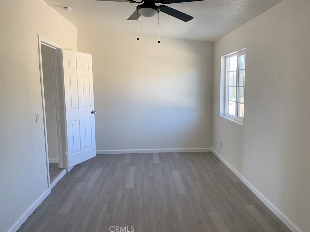 8216 Buckthorn Ave, Hesperia CA  92345-6867 exterior