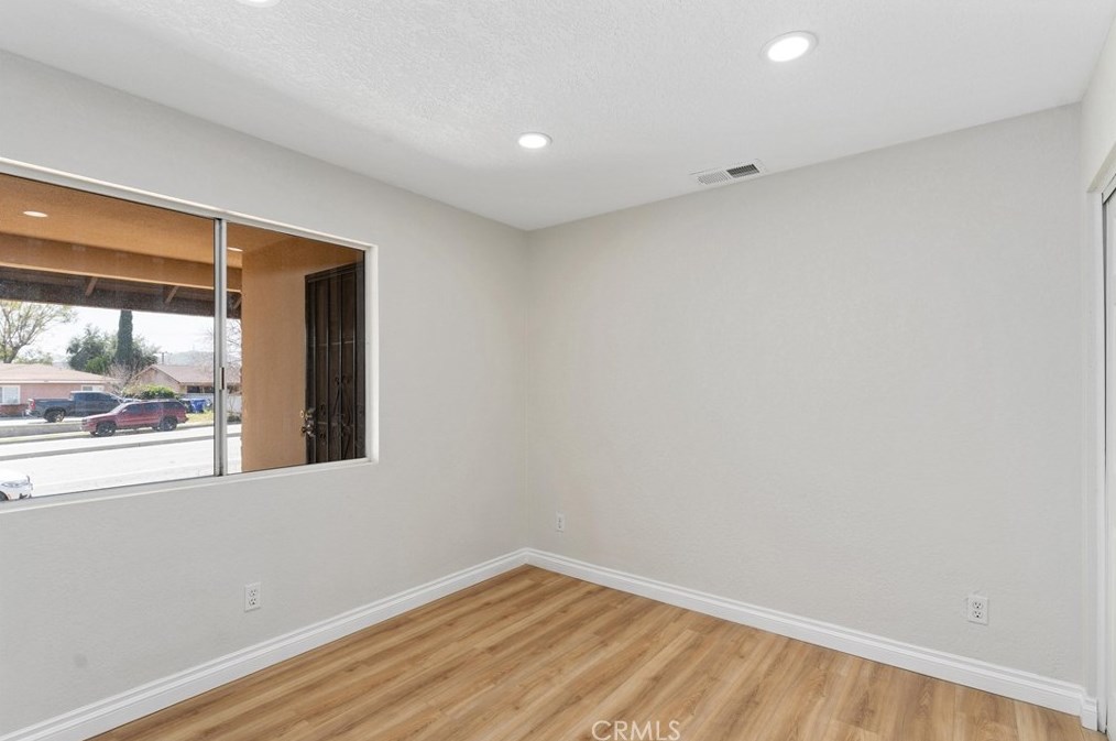 774 Northpark Blvd, San Bernardino CA  92407-2525 exterior