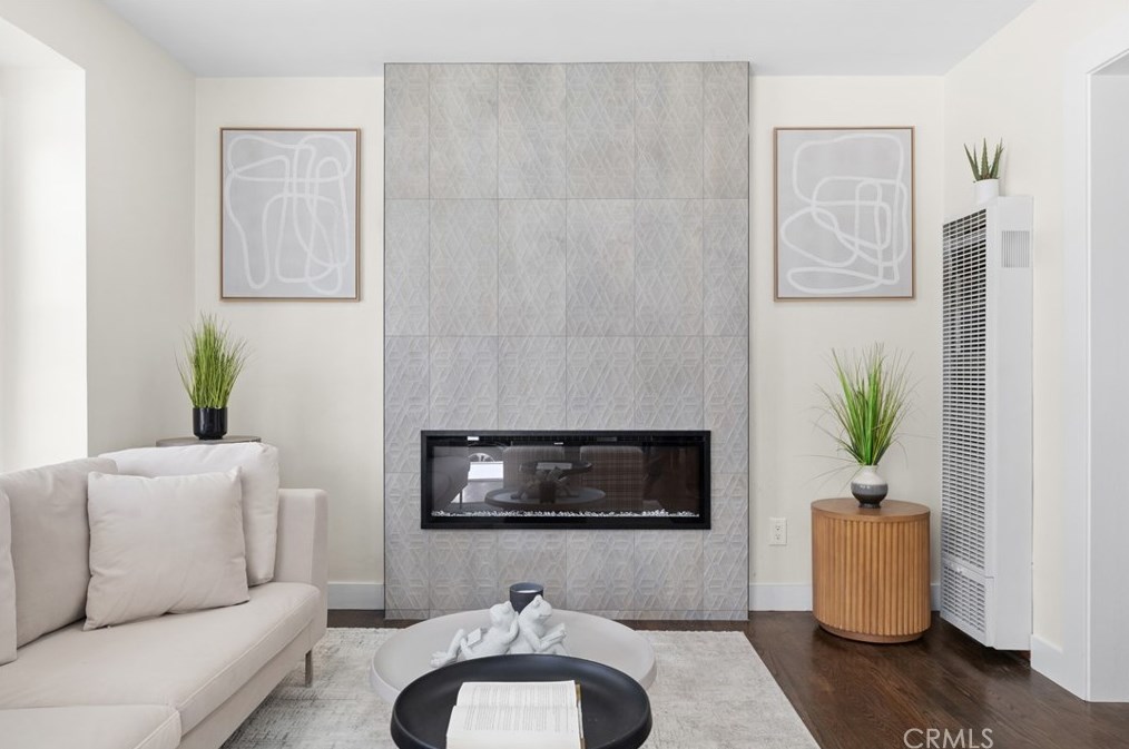 4703 Ashworth St, Lakewood CA  90712-1219 exterior