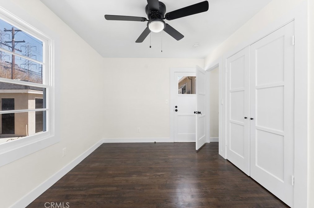 4703 Ashworth St, Lakewood CA  90712-1219 exterior