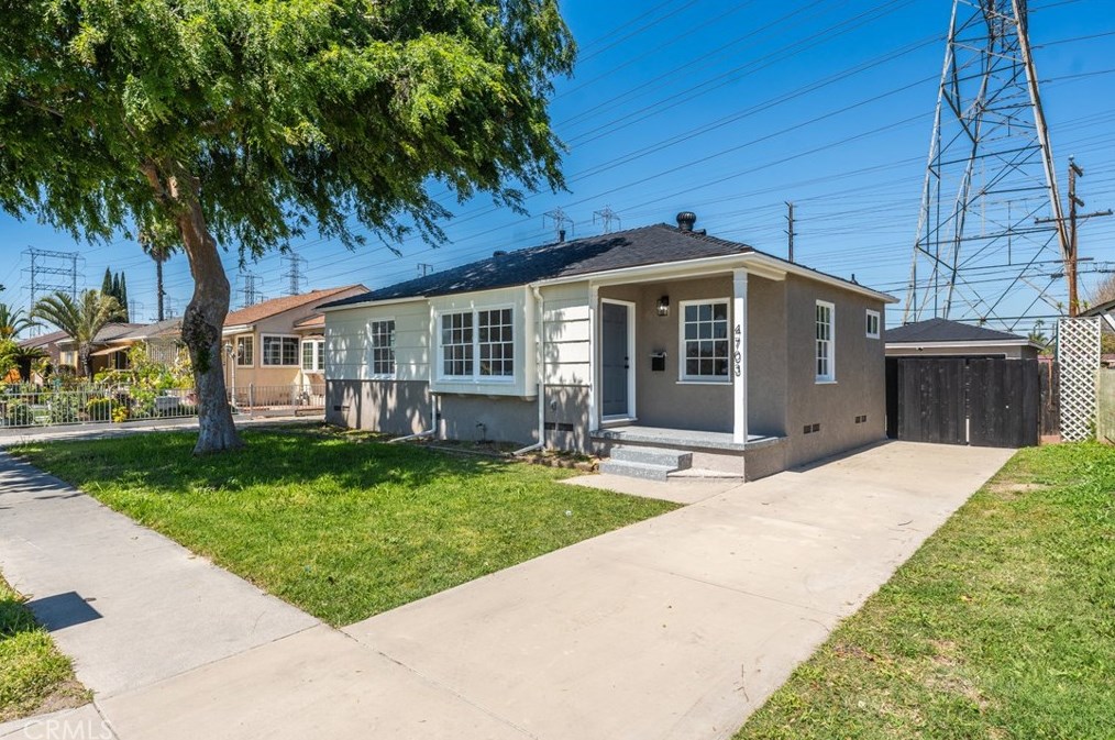 4703 Ashworth St, Lakewood CA  90712-1219 exterior