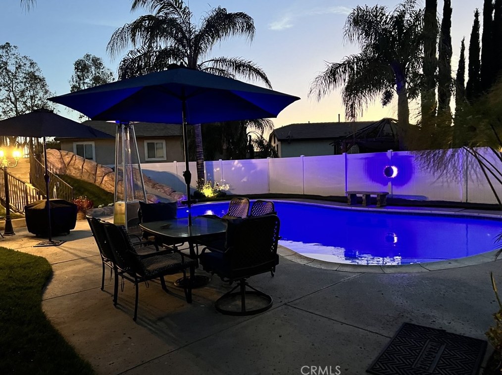 14395 Quail Ct, Fontana CA  92336-3625 exterior