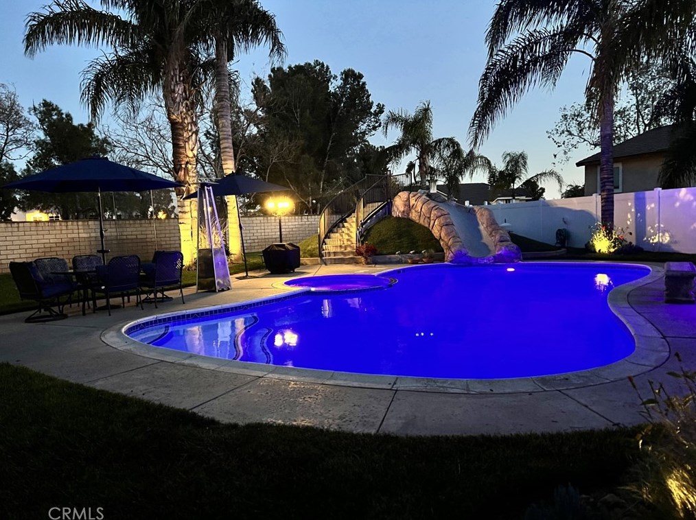 14395 Quail Ct, Fontana CA  92336-3625 exterior