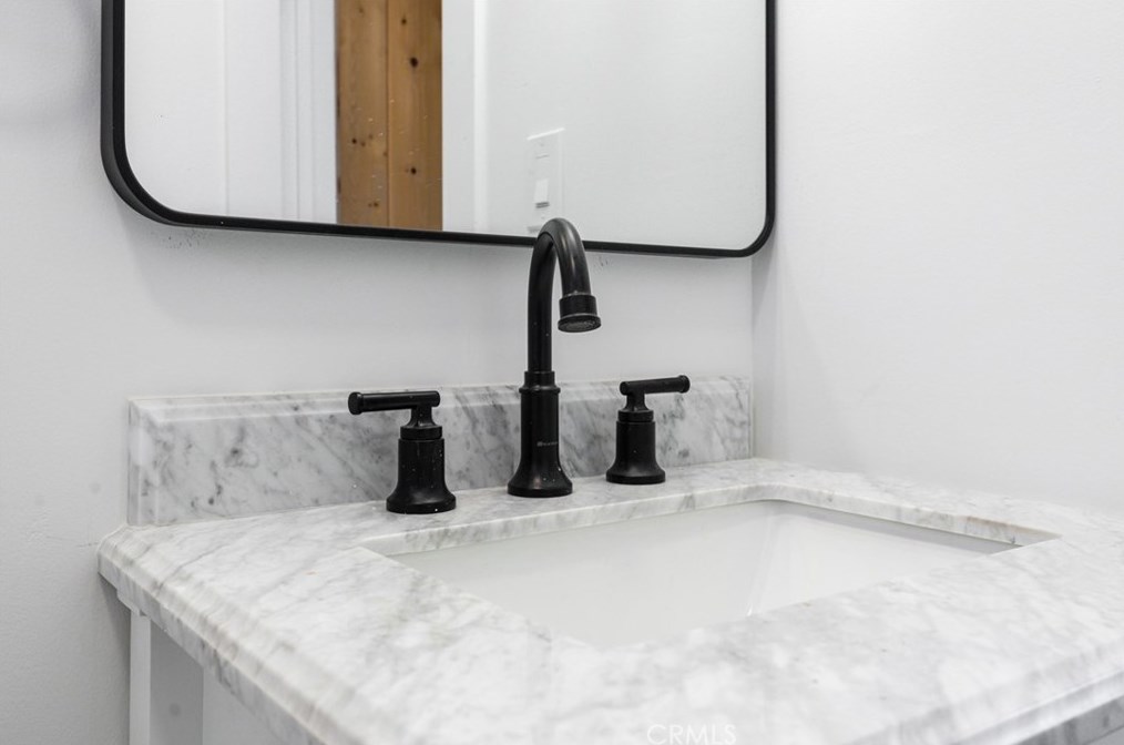 917 Cypress Ln, Big Bear City CA  92314-8818 exterior