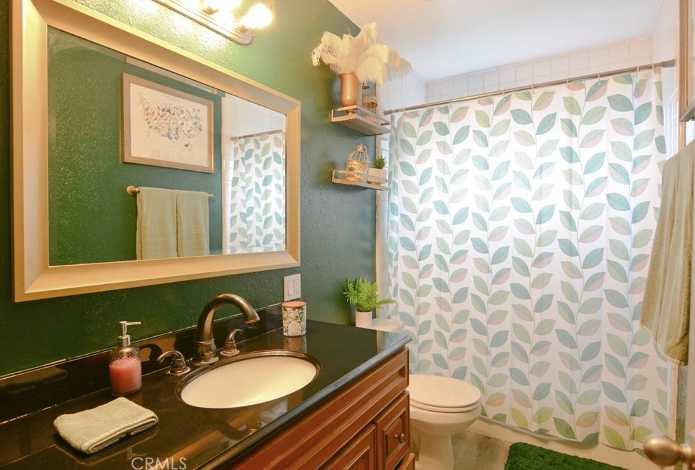 2948 Eton Pl, Pomona CA  91767-1735 exterior