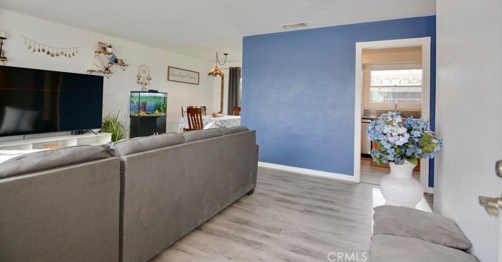 2948 Eton Pl, Pomona CA  91767-1735 exterior