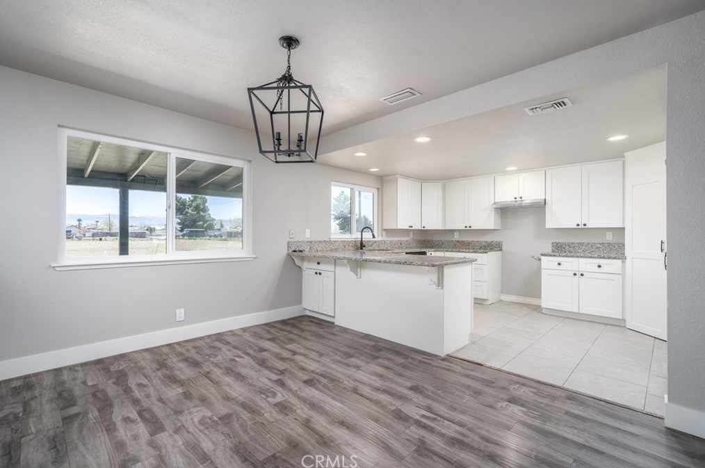 13789 Lakota Rd, Apple Valley CA  92307-5805 exterior