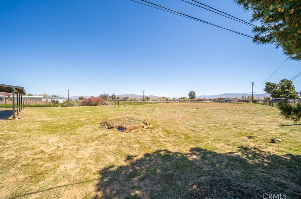 13789 Lakota Rd, Apple Valley CA  92307-5805 exterior