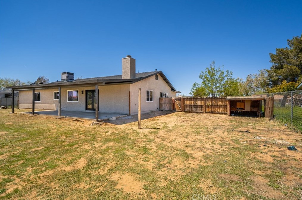 13789 Lakota Rd, Apple Valley CA  92307-5805 exterior