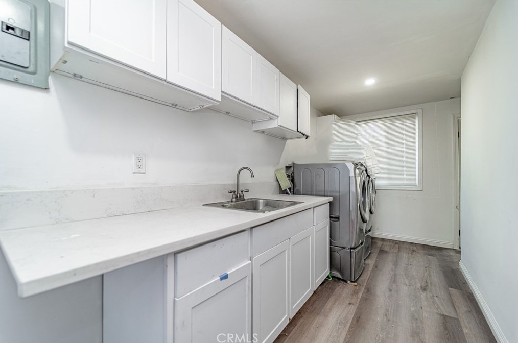 1807 Seigneur Ave, Los Angeles CA  90032-4024 exterior