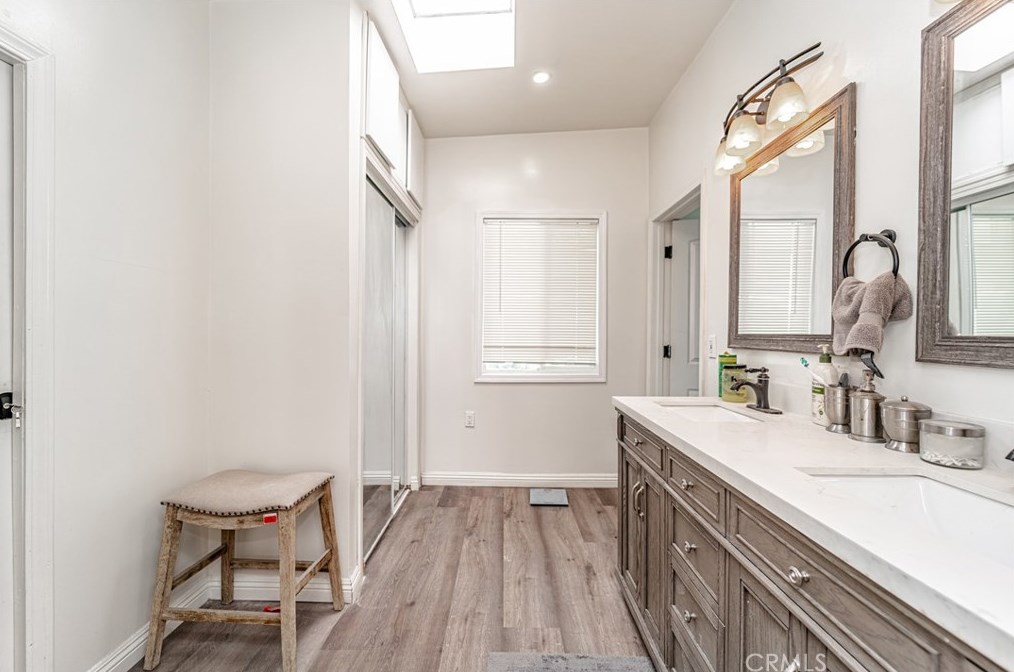 1807 Seigneur Ave, Los Angeles CA  90032-4024 exterior