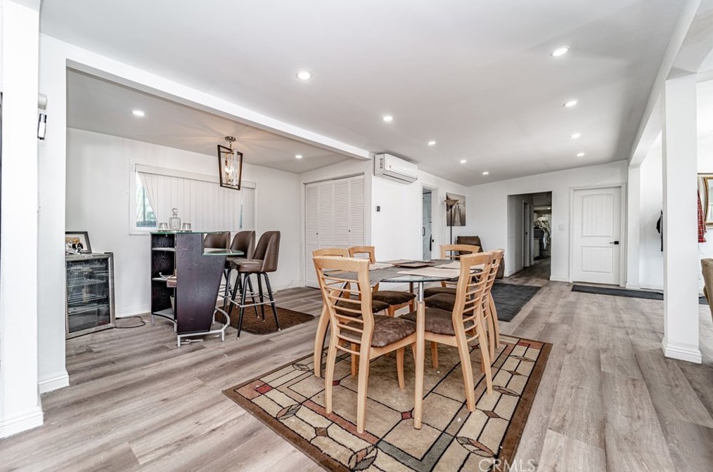 1807 Seigneur Ave, Los Angeles CA  90032-4024 exterior