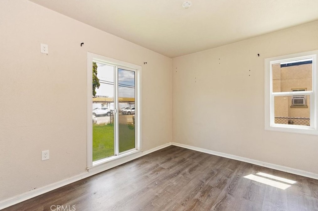 3898 Mtn Vw Ave, San Bernardino CA  92405-2330 exterior