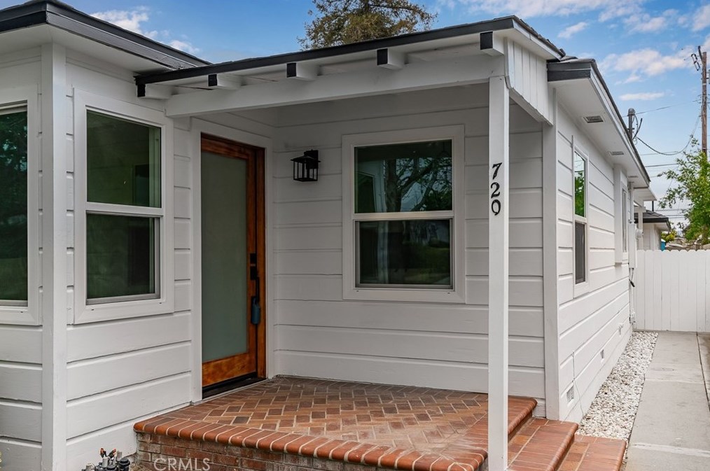 720 Amstutz Ave, Anaheim CA  exterior