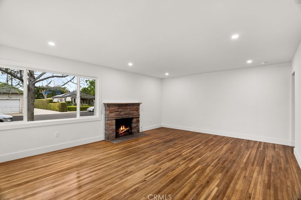 720 Amstutz Ave, Anaheim CA  exterior