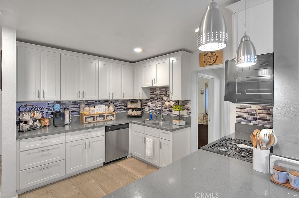 1780 30th St, San Bernardino CA  92407-6611 exterior