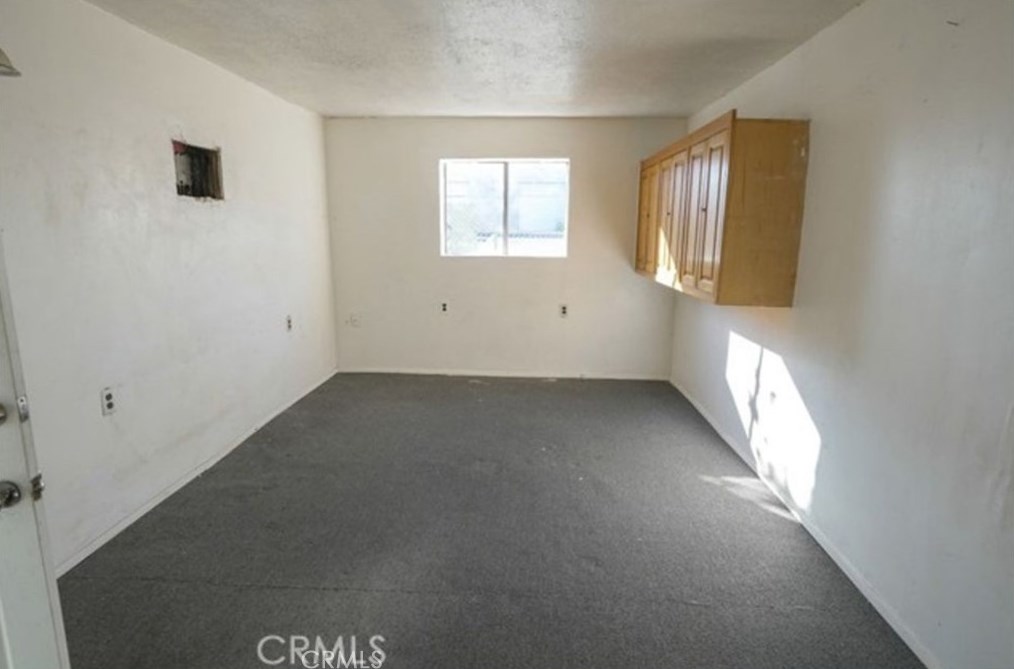 150 Lilac Ave, Rialto CA  92376-5733 exterior