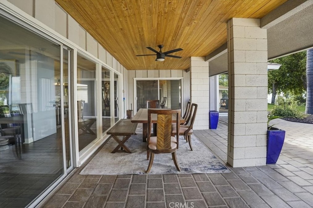 3621 Hemlock Dr, San Bernardino CA  92404-3102 exterior