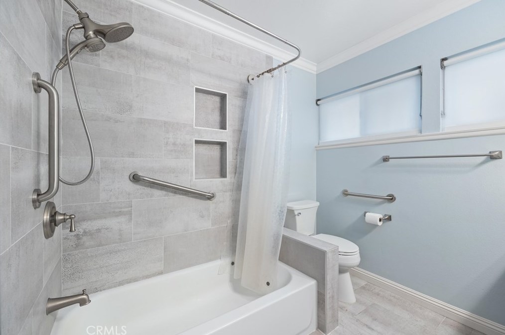 1054 El Dorado Dr, Fullerton CA  92835-3724 exterior