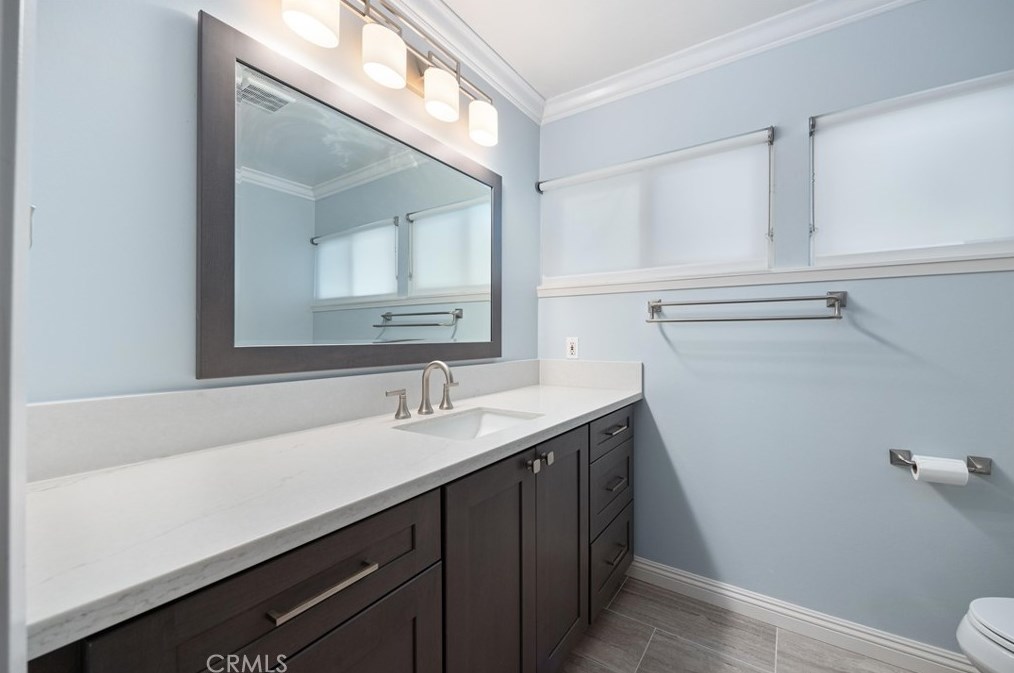 1054 El Dorado Dr, Fullerton CA  92835-3724 exterior