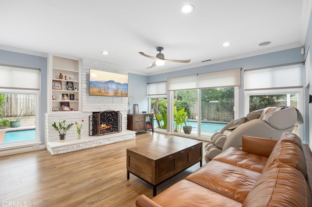 1054 El Dorado Dr, Fullerton CA  92835-3724 exterior