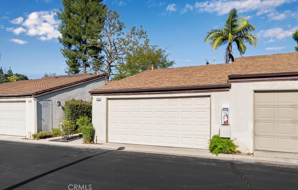 2752 Craig Cir, Fullerton CA  92835-2901 exterior