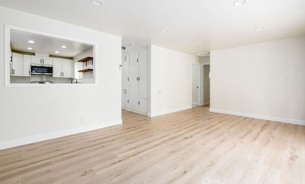 5202 Coralite St, Long Beach CA  90808-3410 exterior