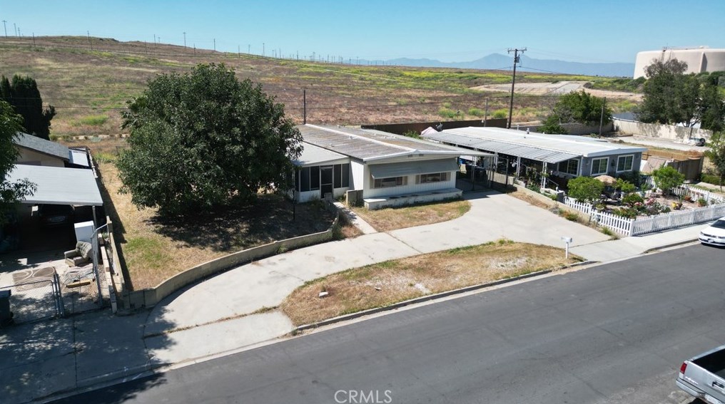 20311 Camino Del Sol, Riverside CA  92508-6097 exterior