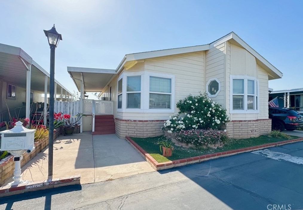 1630 Covina Blvd, San Dimas CA  91773-3400 exterior