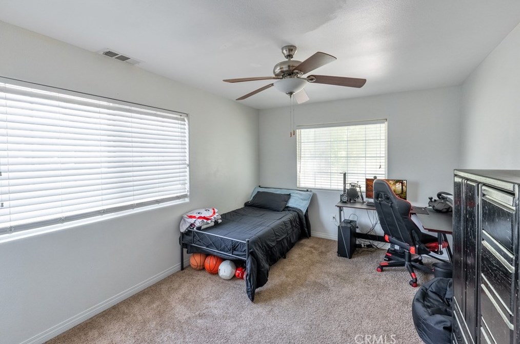 5372 Elm St, San Bernardino CA  92404 exterior