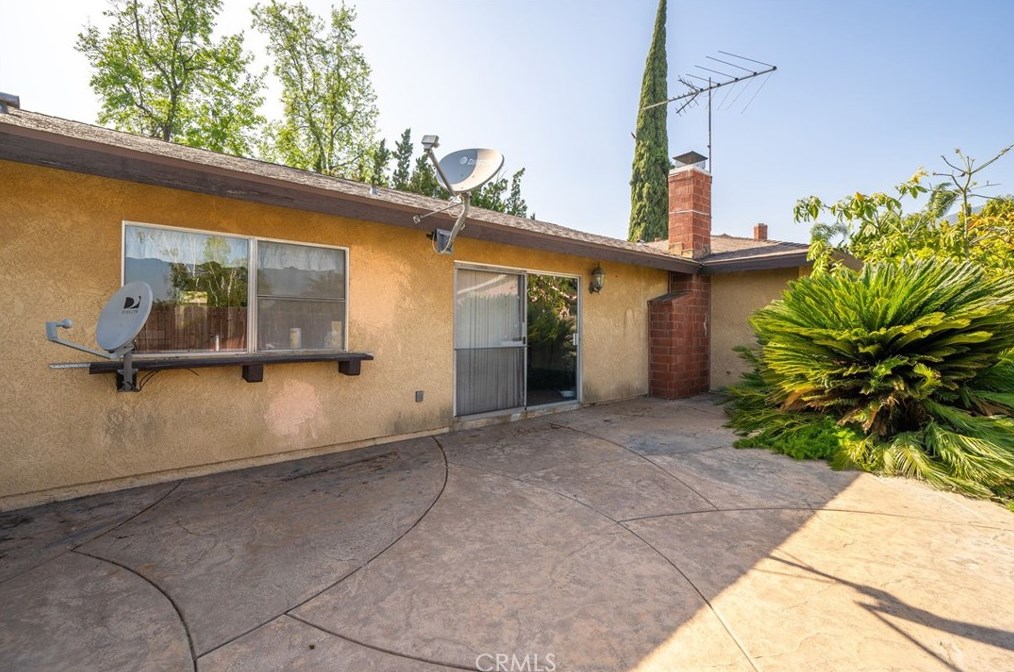 2238 Coolcrest Way, Upland CA  91784-1290 exterior